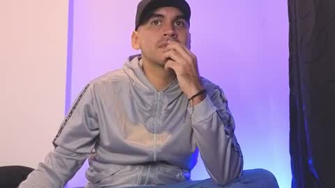 hamiltong12 online show from 01/08/26, 03:09