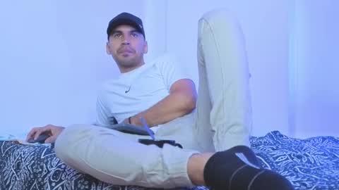 hamiltong12 online show from 01/11/26, 03:28