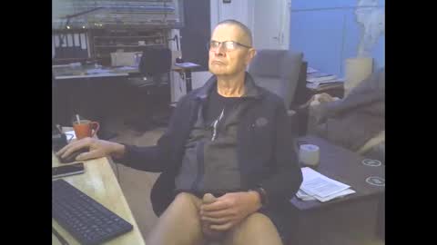 Prefer men 80 online show from 12/19/24, 09:17