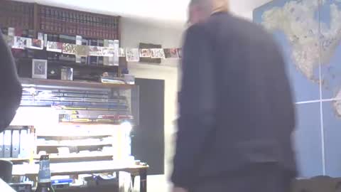 Prefer men 80 online show from 02/15/25, 09:59