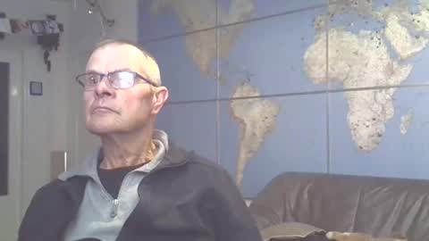 Prefer men 80 online show from 02/21/25, 10:26