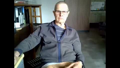 Prefer men 80 online show from 03/30/26, 09:54