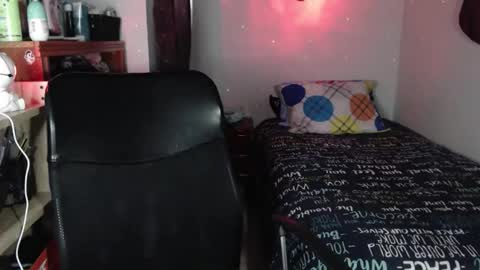 Hanya online show from 04/20/26, 04:21