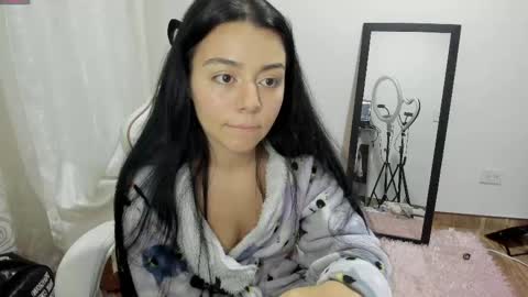 Snapshot of hana_garcia chatting on 05/15/26, 11:01 Hana Garcia online show from 05/15/26, 11:01
