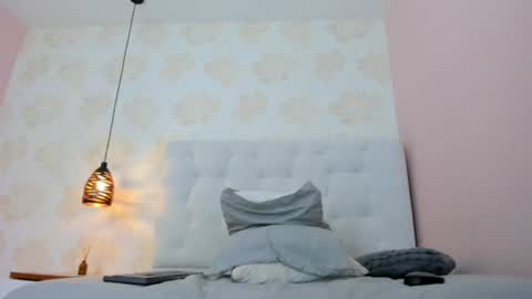 Snapshot of hana_russo chatting on 07/06/26, 03:03 Hana online show from 07/06/26, 03:03