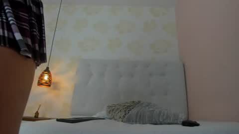 Snapshot of hana_russo chatting on 07/22/26, 12:19 Hana online show from 07/22/26, 12:19