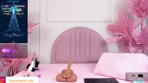 hanaahquinn online show from 12/18/25, 11:38