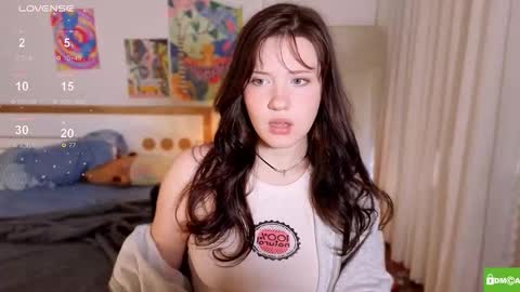 Snapshot of hanahwoods chatting on 01/09/26, 04:26 hanahwoods online show from 01/09/26, 04:26