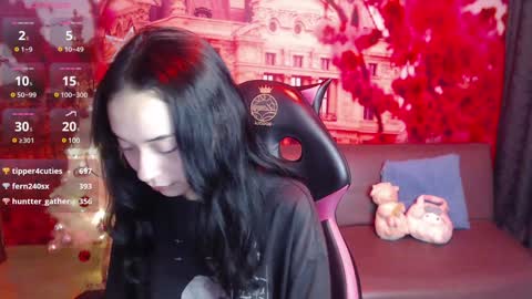 Hanaku  online show from 12/20/24, 08:12