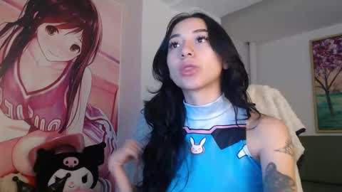 Hanaku  online show from 11/25/25, 01:33