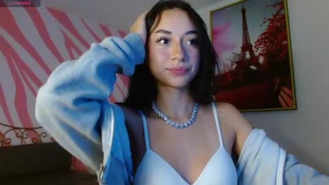 Hanaku  online show from 03/25/26, 08:37