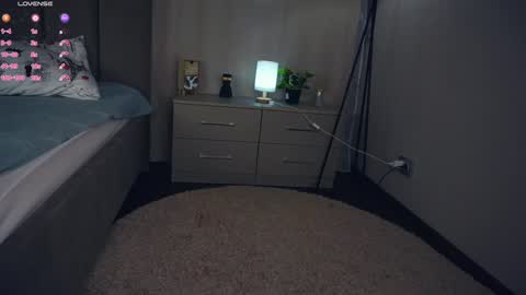 Snapshot of hanalif chatting on 01/28/25, 09:30 Blair and Ethel online show from 01/28/25, 09:30