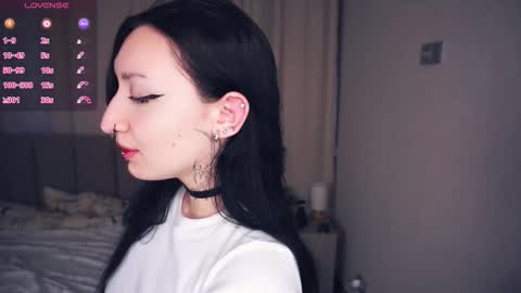 Snapshot of hanalif chatting on 10/23/25, 06:13 Blair and Ethel online show from 10/23/25, 06:13