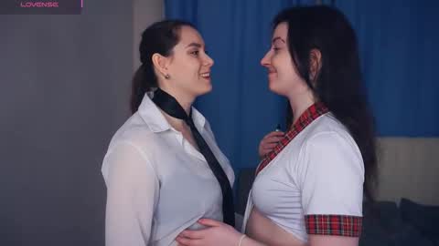 Snapshot of hanalif chatting on 12/04/25, 05:39 Blair and Ethel online show from 12/04/25, 05:39