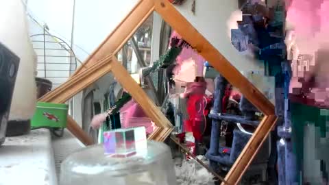 Snapshot of handncocknocum chatting on 03/02/25, 05:36 handncocknocum online show from 03/02/25, 05:36