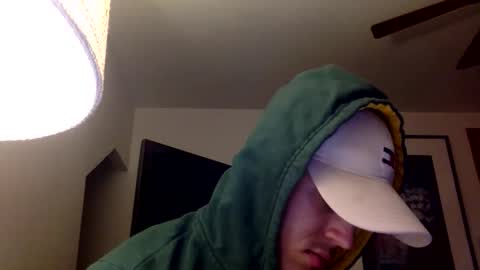 handsome01_ online show from 12/21/25, 04:41