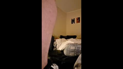 handsome37_ online show from 04/18/26, 11:05