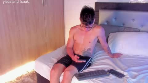 Snapshot of handsome_boys69 chatting on 04/18/26, 10:32 handsome_boys69 online show from 04/18/26, 10:32