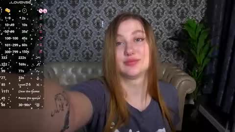Snapshot of handsome_d_ chatting on 09/23/25, 06:38 Dayana online show from 09/23/25, 06:38