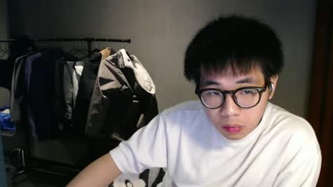 handsome_mannn online show from 03/01/25, 10:42