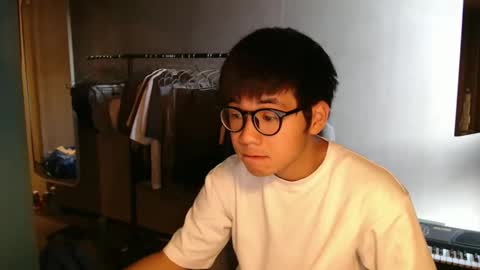 handsome_mannn online show from 10/03/25, 02:03