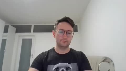 Sasha online show from 11/12/25, 02:39