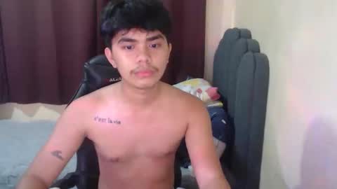 handsome_vanana online show from 10/22/25, 06:35