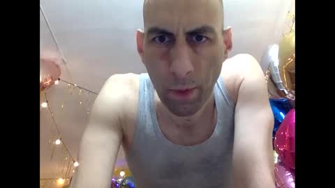 Snapshot of handsomealfie chatting on 03/09/26, 02:04 HandsomeAlfie online show from 03/09/26, 02:04