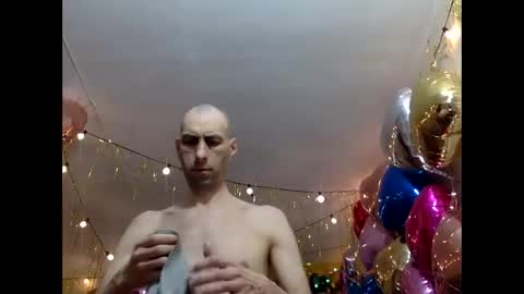 Snapshot of handsomealfie chatting on 03/15/26, 03:23 HandsomeAlfie online show from 03/15/26, 03:23