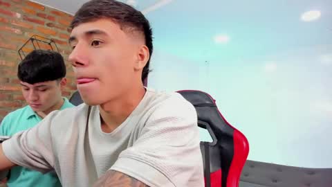 leonardfarrucknick and otis online show from 04/14/26, 01:17