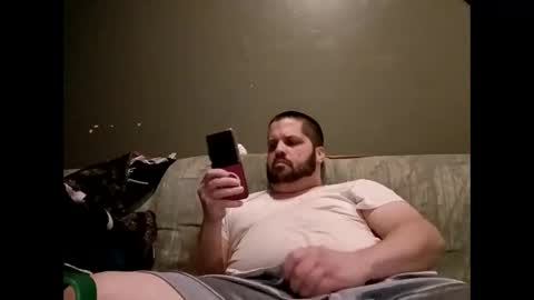 Handsomedaddy198923 online show from 04/21/26, 06:52