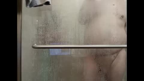 Handsomedaddy198923 online show from 04/23/26, 05:04