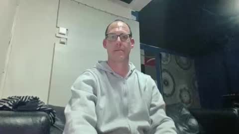 handsomeguy4ever online show from 03/15/26, 08:37