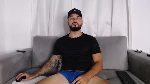 Handsomen online show from 04/28/26, 02:27