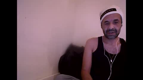 Snapshot of handsomepenis20cm chatting on 11/27/25, 07:05 handsomepenis20cm online show from 11/27/25, 07:05