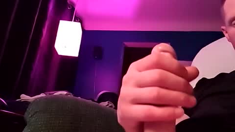 handsomerob42 online show from 10/05/25, 10:24