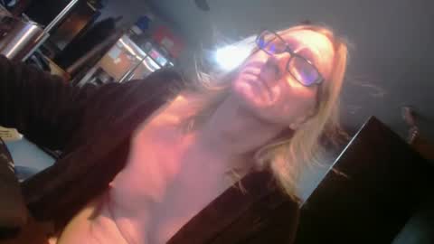 Snapshot of handyman5303 chatting on 01/20/25, 04:45 Handystudman online show from 01/20/25, 04:45