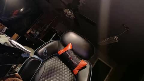 Snapshot of handyman5303 chatting on 11/11/25, 08:14 Handystudman online show from 11/11/25, 08:14