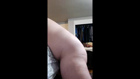 hanes1711 online show from 04/10/26, 01:27