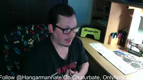 Snapshot of hangarmannate chatting on 05/15/26, 11:01 Nate online show from 05/15/26, 11:01