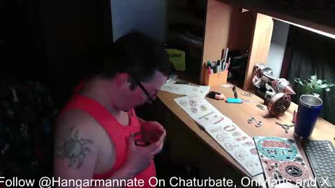 Snapshot of hangarmannate chatting on 05/19/26, 01:56 Nate online show from 05/19/26, 01:56