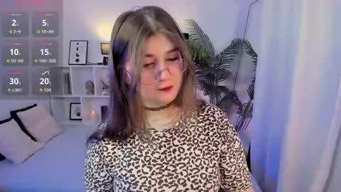Hania online show from 05/17/26, 05:38