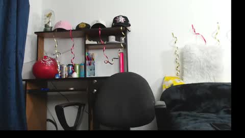 Hank online show from 02/21/25, 01:55