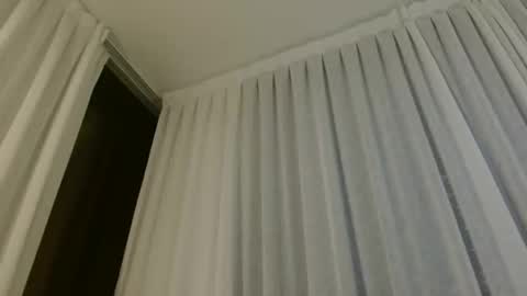 Snapshot of hankitforme chatting on 10/10/25, 11:31 hankitforme online show from 10/10/25, 11:31