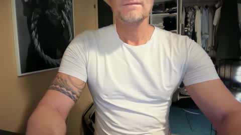 Snapshot of hankmoody6 chatting on 12/30/24, 09:48 hanky online show from 12/30/24, 09:48