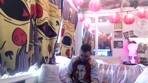 Snapshot of hankrams chatting on 11/18/25, 06:56 hank rams online show from 11/18/25, 06:56