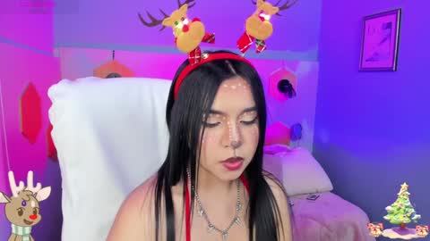 Snapshot of hanna__becker chatting on 12/22/24, 05:45 hanna  online show from 12/22/24, 05:45