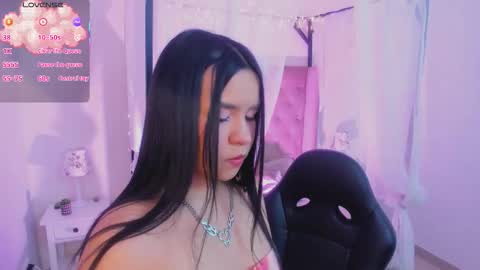 hanna  online show from 11/21/25, 04:11