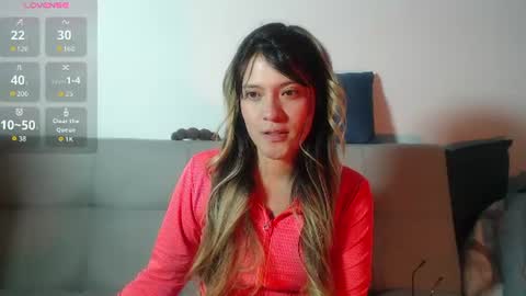 Snapshot of hanna__jones7 chatting on 06/19/26, 12:48 Hanna online show from 06/19/26, 12:48