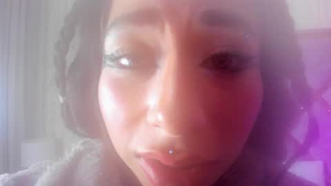  hanna  online show from 03/08/25, 09:28